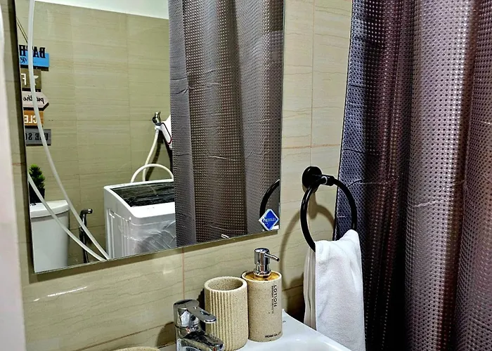 Apartment Irene's Luscious Place Manila